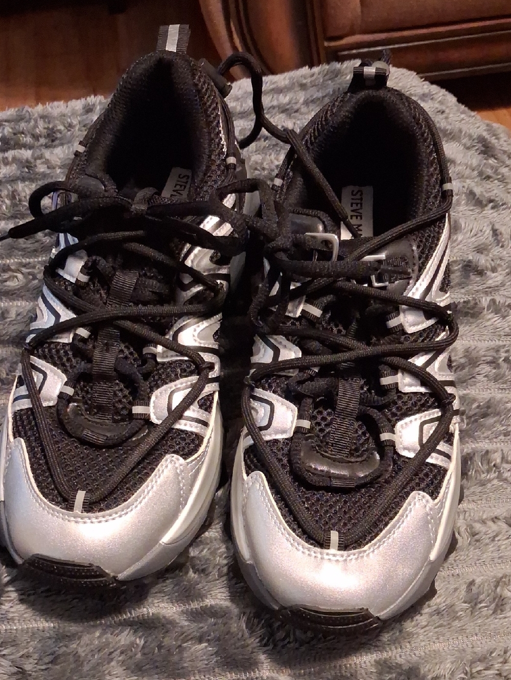 Steve Madden Kids Black and Silver Mesh Lace-Up Sneakers